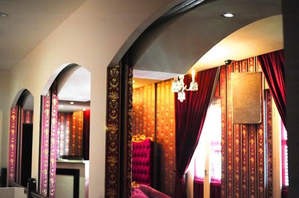 Zen Rooms Jinshan Hotel Singapore Exterior photo